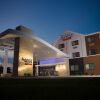 Отель Fairfield Inn & Suites by Marriott Burlington, фото 18