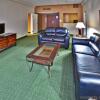 Отель Holiday Inn Des Moines-Airport/Conf Center, an IHG Hotel, фото 1