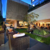 Отель Grand Aston Yogyakarta Hotel & Convention Center, фото 1