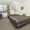 Отель Colonial Manor Motel, фото 4