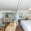 Отель Spacious One Bedroom Harbor View Condos at Ilikai Marina With Private Balcony, фото 50