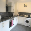 Отель Spacious Apartment Heaton, фото 11