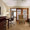 Отель Country Inn & Suites By Carlson, West Bend, WI, фото 16