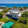 Отель NEW Luxury 4BR Beachfront Villa w Infinity Pool, фото 31
