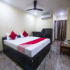 Отель OYO 14648 Queens Casa, фото 3