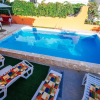 Отель Beautiful Holiday Home in Maslenica Near Beach