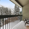 Отель Riverside Condos A102 by Avantstay Condo Close To Downtown, Town Park & Ski Lift #8, фото 6
