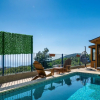 Отель Honeymoon Bungalow With Private Pool and Sea View, фото 7