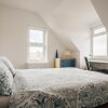 Отель Private Two Bedroom Residence in Southbourne - Private Parking - Off the High Street - Minutes Away , фото 5