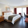Отель Best Western Plus Kelowna Hotel & Suites, фото 5