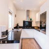 Отель Detached Chalet with Dishwasher, in the Middle of de Veluwe, фото 3
