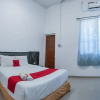 Отель RedDoorz @ Sukomanunggal Surabaya, фото 4
