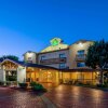 Отель La Quinta Inn & Suites by Wyndham Irvine Spectrum, фото 7