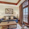 Отель Luxury 1 Bedroom Ski in, Ski out One Ski Hill Residence Located at the Base of Peak 8 with Bowling A, фото 1