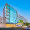Отель Oscar hotel, Dongcheng, фото 1