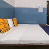 Отель SPOT ON 61705 Hotel Rose Star, фото 15
