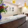 Отель Comfort Inn & Suites, фото 2