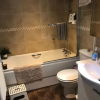 Отель Captivating Apartment in Copthorne, Near Gatwick, фото 10