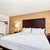 Отель Cobblestone Hotel & Suites - Ottumwa, фото 8