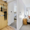 Отель Stylish 2 Bedroom Apartment Central Exeter Parking on Site, фото 5