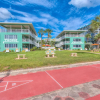 Отель Tropic Terrace #18 - Beachfront Rental Studio Bedroom Condo by Redawning, фото 15