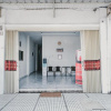 Отель RedDoorz @ Jalan Narada Lampung, фото 23