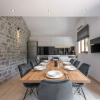 Отель Stylish Home With Private Heated Pool Basketball Court, фото 8