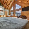 Отель Destinys Heavenly View - Five Bedroom Cabin, фото 3