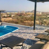 Отель Lovely 3BR condo with Pool FREE Parking, фото 1