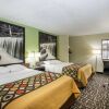 Отель Spark by Hilton Wichita East, фото 13