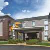 Отель La Quinta Inn & Suites by Wyndham Atlanta Airport South в Колледже-Парке