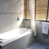 Отель Chesterfield Hotel & Suites, фото 8