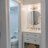 Отель Newly Renovated Studio Two Blocks From the Beach, фото 10