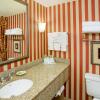 Отель Holiday Inn Express & Suites Bloomington, an IHG Hotel, фото 9