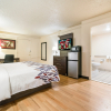 Отель Red Roof Inn North Dallas - Park Central, фото 5