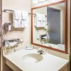 Отель AmericInn & Suites By Wyndham Baraboo Event Center, фото 8