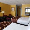 Отель Alpine Inn & Suites, фото 18