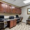 Отель Comfort Suites Central, фото 28