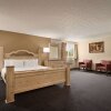 Отель Days Inn by Wyndham Airport/Maine Mall, фото 23