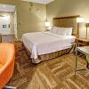 Отель Hampton Inn and Suites Asheville-I-26, фото 30