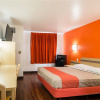 Отель Motel 6, фото 2