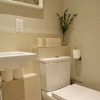 Отель Beautiful 3 Bedroom Home in Parsons Green, фото 8