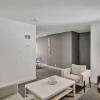Отель Luxe 2br/1bath, Palm Beach, W/ Free Parking, Outdoor Living Area & Trampoline!, фото 6