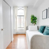 Отель M11 Gorgeous Bright Corner 2BR in Heart of MTL, фото 2