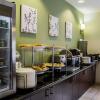 Отель Sleep Inn & Suites, фото 10