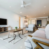 Отель Spacious Seaview Suite, фото 2