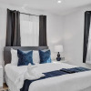 Отель Waterfront Newly Renovated 4 BR Home, фото 4