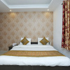 Отель OYO 11384 Hotel Diamond Star, фото 6