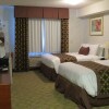 Отель Lexington Inn & Suites Windsor, фото 21