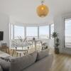 Отель Charming 4 stars flat w terrace & incredible seaview in Capbreton - Welkeys в Кейп-Бретоне